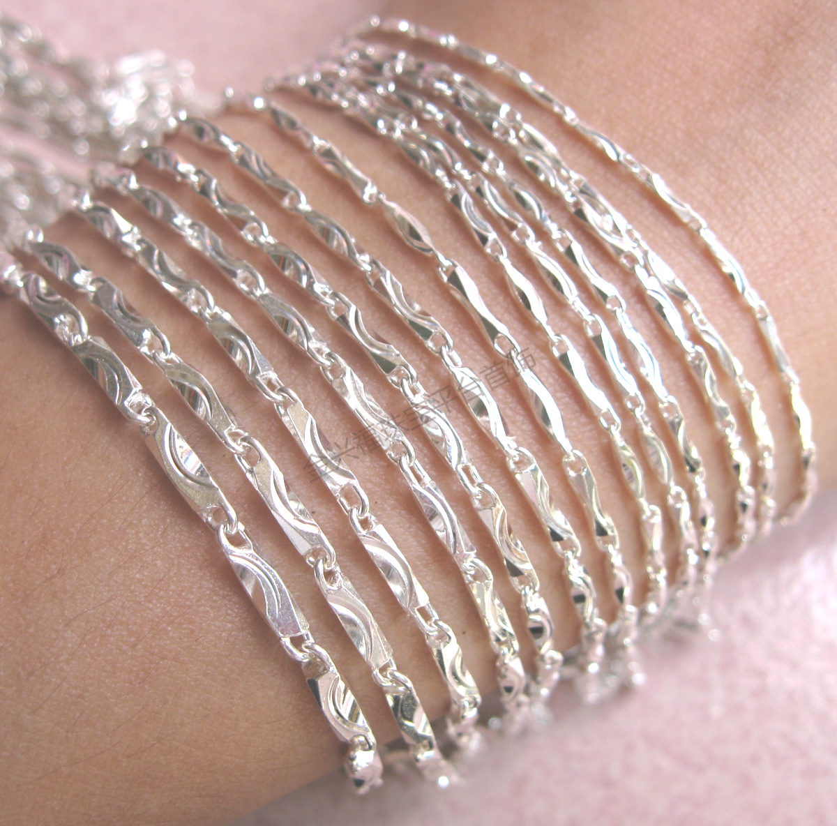 Foot silver 999 Yuan Bao-shaped necklace with male and female in popular pure silver S990 women's clothing 15 years old shop fine platform jewellery-Taobao