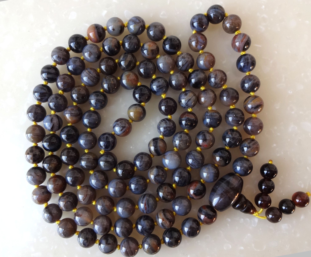 Natural chite sightseeing petrochemical stone tree fossil tree fossilized jade color wood grain 108 grain boutique Buddha pearl necklace 9666