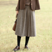 Long winter skirt 2021 autumn and winter New Vintage winter skirt a character thousand bird grid hairy lattice skirt