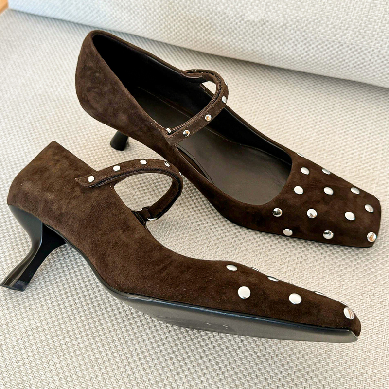 26 Autumn/Winter New Vintage Style High Heels Women's Stiletto Rivet Strap Cat Heel Shallow High Heel Mary Jane Shoes 26 Autumn/Winter New Vintage Style High Heels Women's Stiletto Rivet Strap Cat Heel Shallow High Heel Mary Jane Shoes