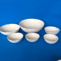 Ceramic evaporating dish hemispherical evaporating dish crucible porcelain element dish 35-5000ml curved ceramic round dish