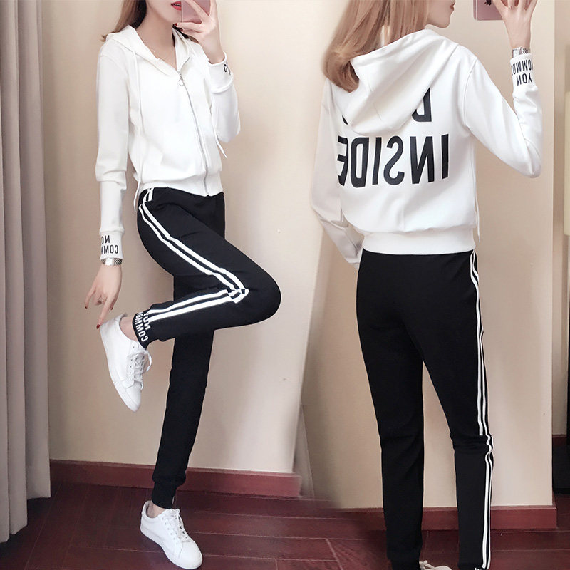 Spring and Autumn Leisure Sports Suit Female 2022 New Spring Fashion Student Loose Korean Print Thick Cotton T Two-piece Set