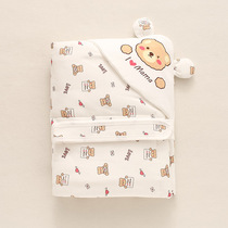 Babys winter thickening of cute little bear newborn baby bag was taken out by the newborn baby boy in November December December share