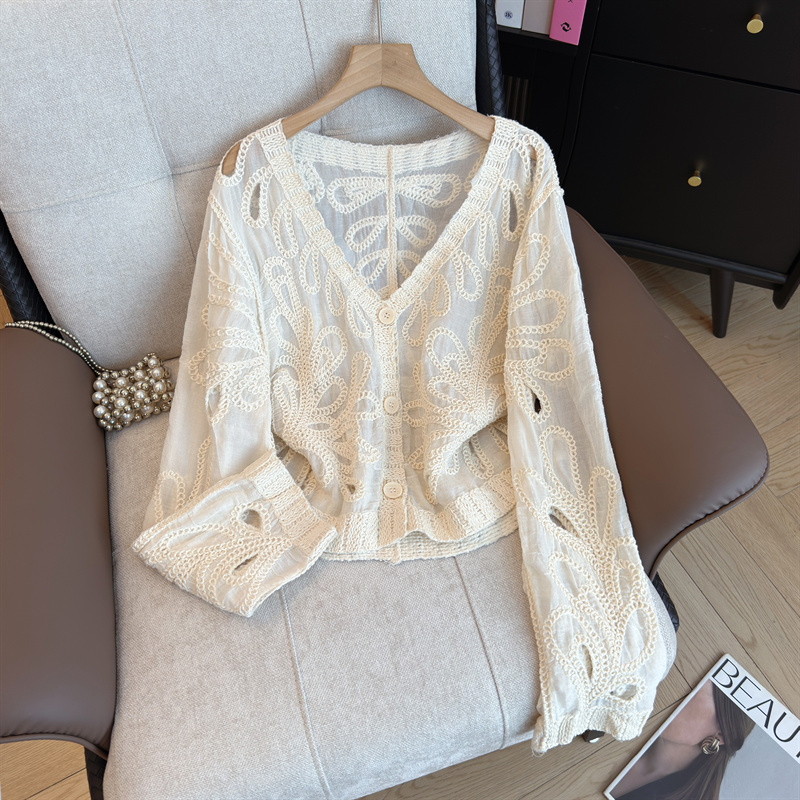 V-Neck Hollow-Out Thin Lace Cardigan Jacket for Women 2026 New Summer Plus Size Fat Girl Super Pretty Outerwear Top