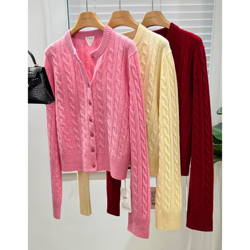 European Station Craftsmanship Series 7-Needle Twisted Rope Soft and Waxy 100% Cashmere Knitted Cardigan Sweater Short Coat European Station Craftsmanship Series 7-Needle Twisted Rope Soft and Waxy 100% Cashmere Knitted Cardigan Sweater Short Coat