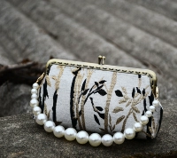 Бамбуковая сумка-мобильник (на цепочке)