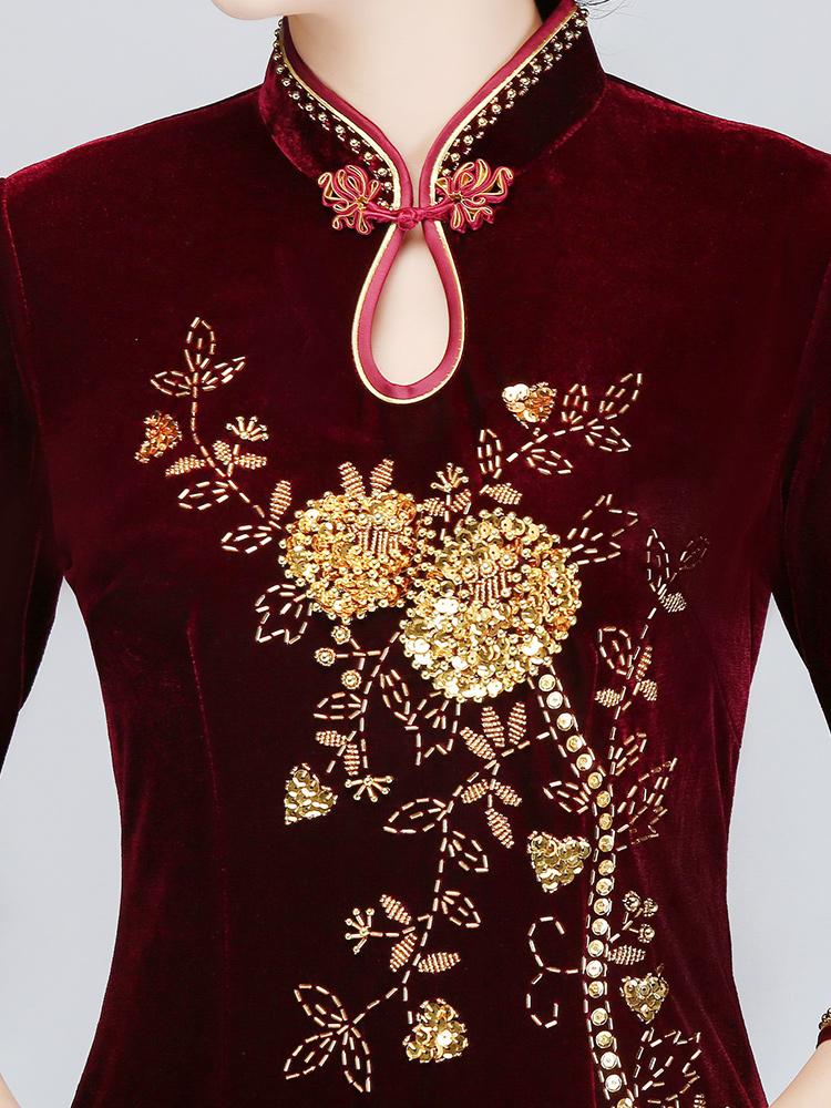 Long velvet cheongsam, 2020 Long velvet cheongsam, 2020
