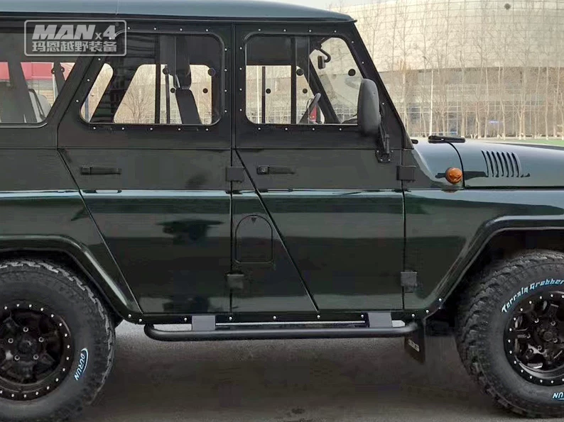 SUV, педаль с аксессуарами, клипсы включены