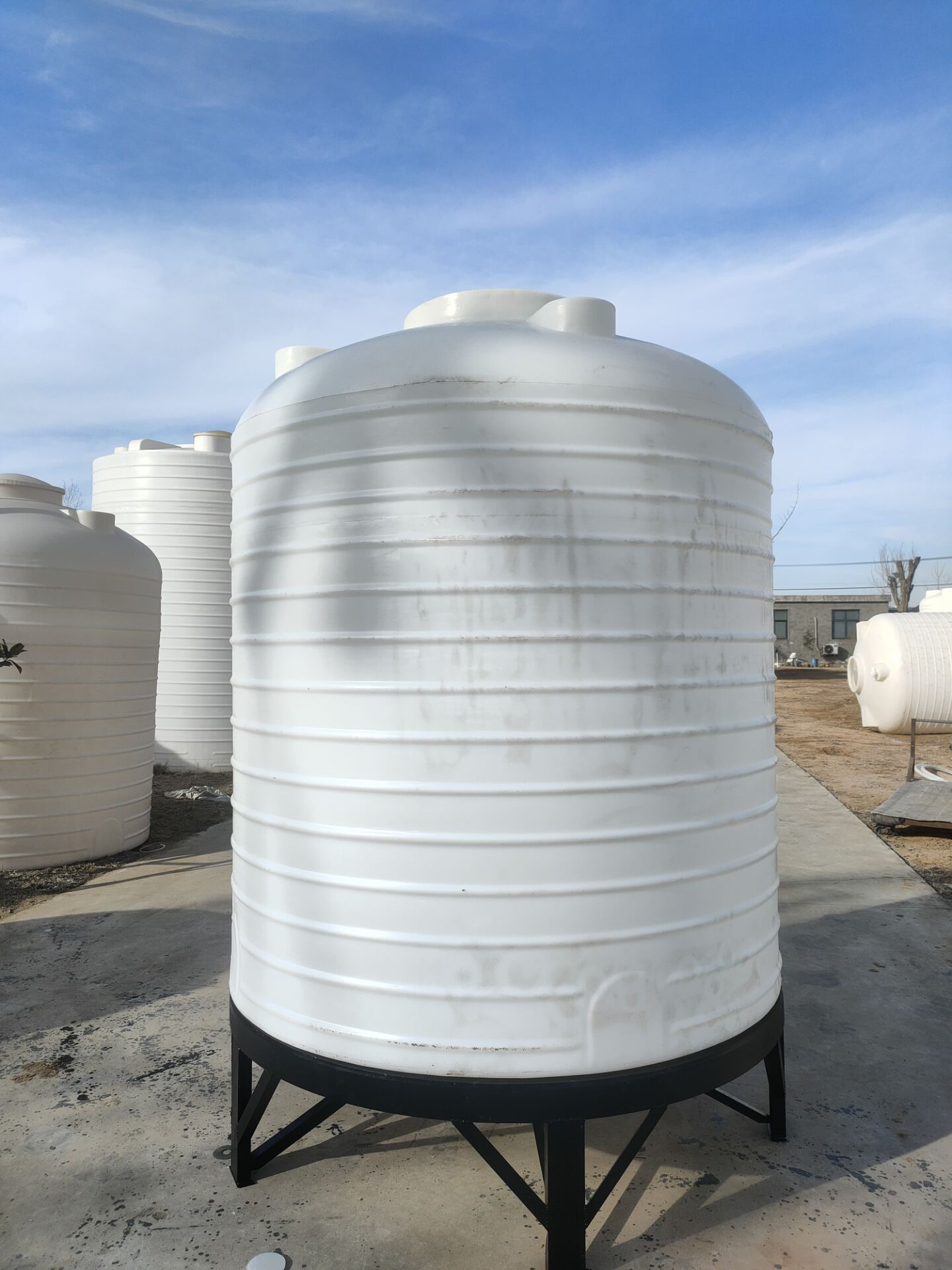 10吨可排空易清洗塑料桶 耐酸碱储罐 10000L尖底储水箱 10T水塔