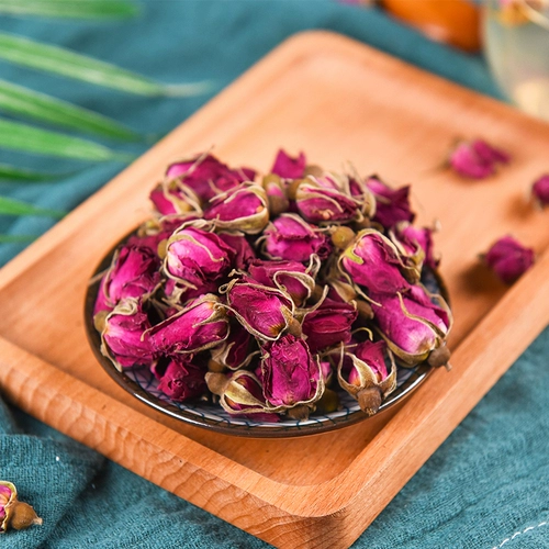 Розовый чай с розой в составе, травяной чай