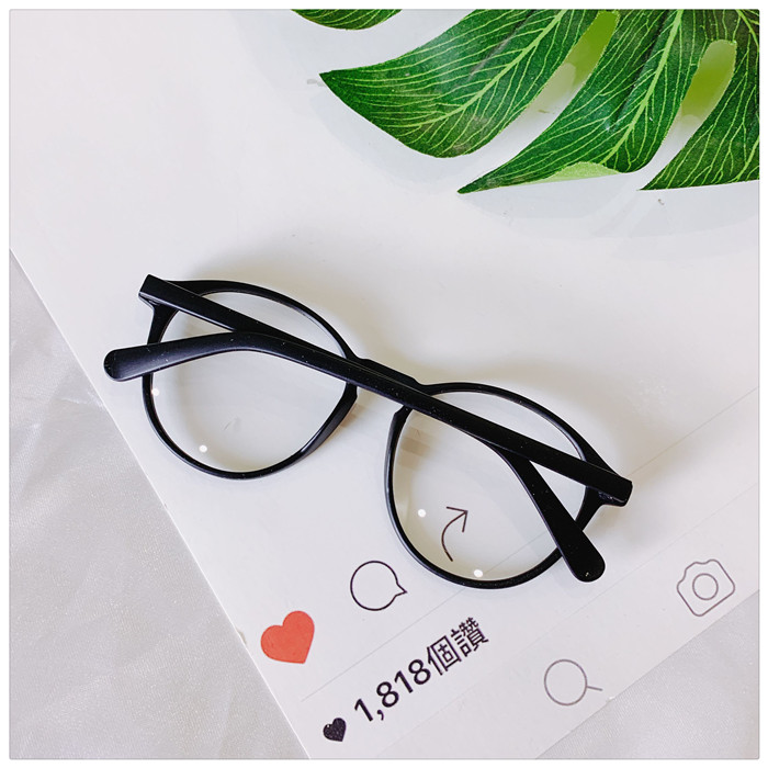 Kính râm retro siêu mờ màu đen kính gọng tròn nữ mặt tròn mỏng phiên bản Hàn Quốc có thể được trang bị khung cận thị thủy triều hoang dã - Kính kính