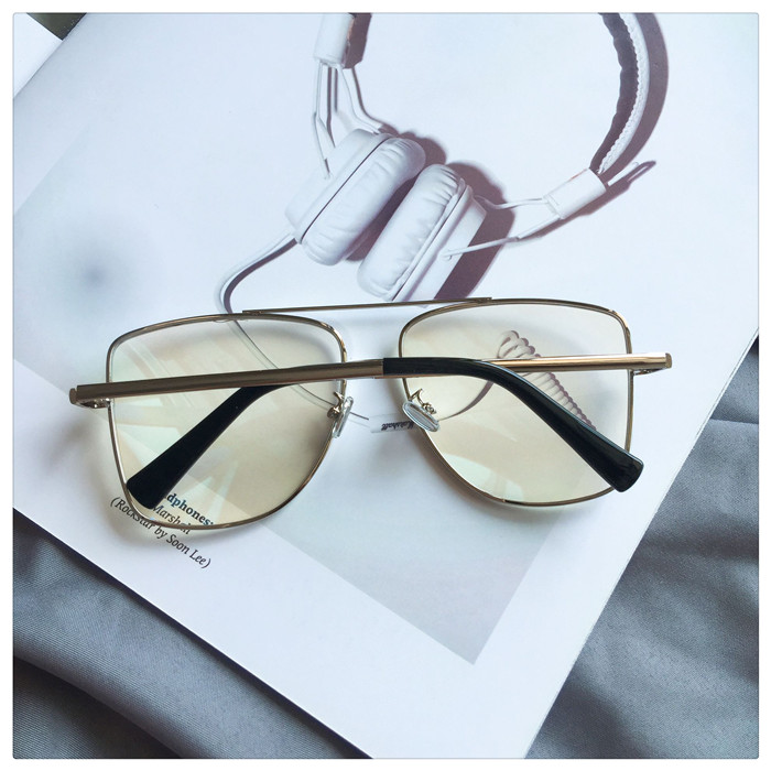 Kim loại mỏng bên khung lớn Nhật Bản kính Su Yan nữ hộp lớn mặt mỏng in phong cách retro kính mắt nam
