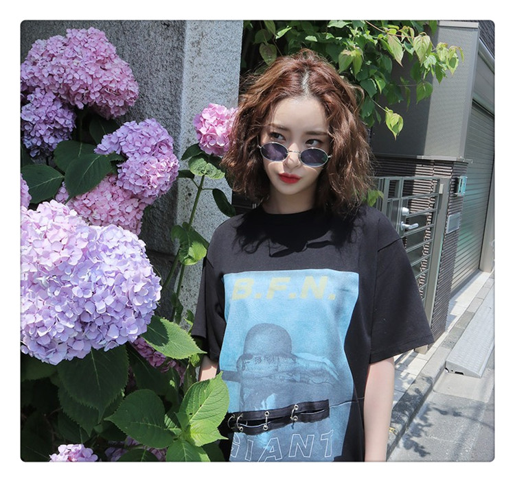 Xu hướng mới kính râm retro thời trang nam nữ kính râm cổ điển kim loại hình bầu dục chống tia UV kính giả cận