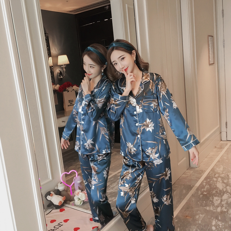 Bộ đồ ngủ mùa thu lụa lụa hai mảnh dài tay mùa xuân và mùa thu cộng với phân bón XL chất béo mm có thể được mặc bên ngoài bộ đồ dịch vụ gia đình thời trang đồ bộ