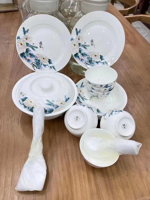 Guojiayi Tableware Guojiu 1573 Blue and White Porcelain Tableware, Soup Bowls 6 Pieces, Large Plates 1 Piece, Medium Plates 4 Pieces, Large Soup Basins 1 Piece