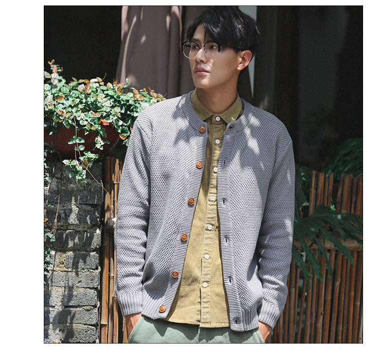 Mùa đông Nhật Bản retro áo len cardigan nam thanh niên thường dày áo len màu tinh khiết hoang dã cardigan áo khoác nam