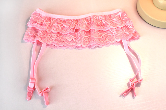 Mới sexy ren bên garter với hẹp bên ren kích thước nhỏ garter, có thể được sử dụng với vớ cao