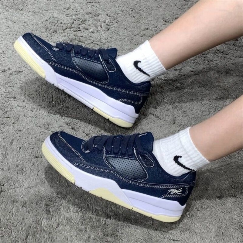 Nike Jordan Flight Court Nike Blue and White Low-Top Retro Casual Basketball Shoes Ih4489-451 Nike Jordan Flight Court Nike Blue and White Low-Top Retro Casual Basketball Shoes Ih4489-451