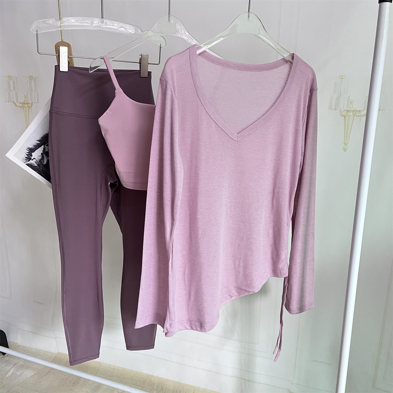 Gentle Clay Pink Yoga Outfit Set for Women, Nude-Feel Breathable Butt-Covering Sportswear Three-Piece Set, Advanced Training Pilates