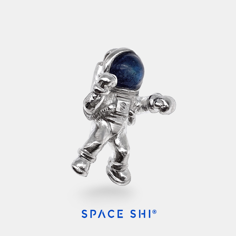 Boxing Champion Astronaut Kickboxing Gloves Free Fighting Ufc Ali Astronaut Pendant Original Design Silver Jewelry Boxing Champion Astronaut Kickboxing Gloves Free Fighting Ufc Ali Astronaut Pendant Original Design Silver Jewelry