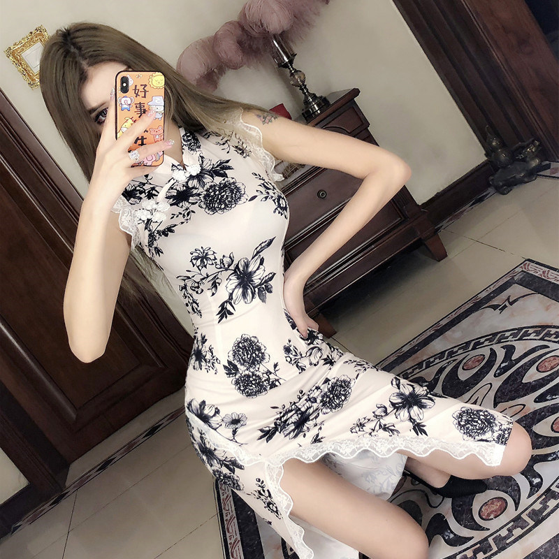 Gagger Home Online Red Sexy Night Shop Retro Improved Teenage Girl Long Version Open Fork Lace Cheongsam Bag Hip Dress