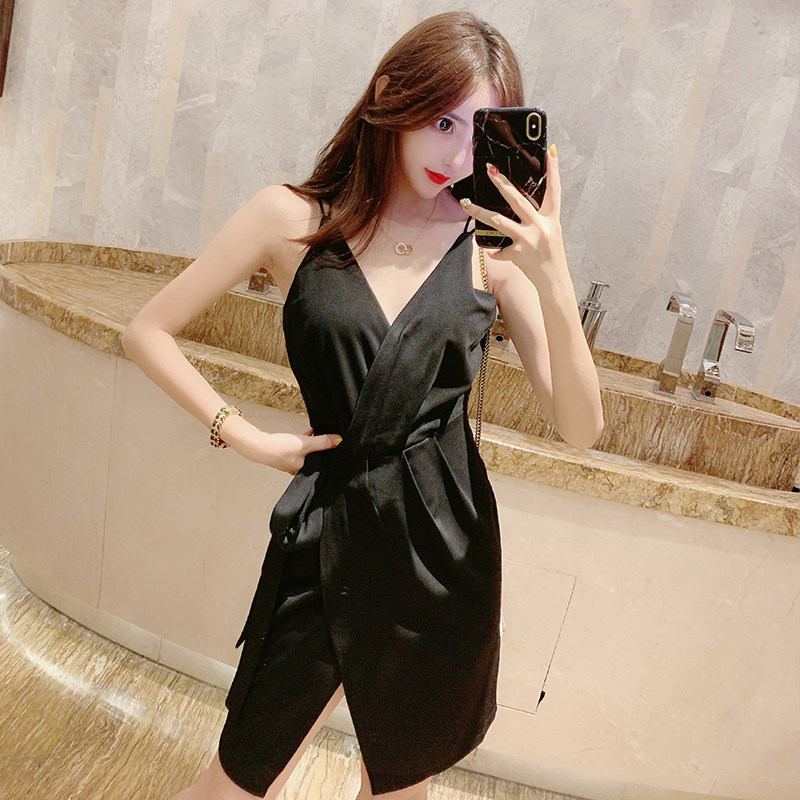 Gagga's new sexy V collar back evening dress Birthday Party Foreign Dress Mid-Party Foreign Dress Short Dress