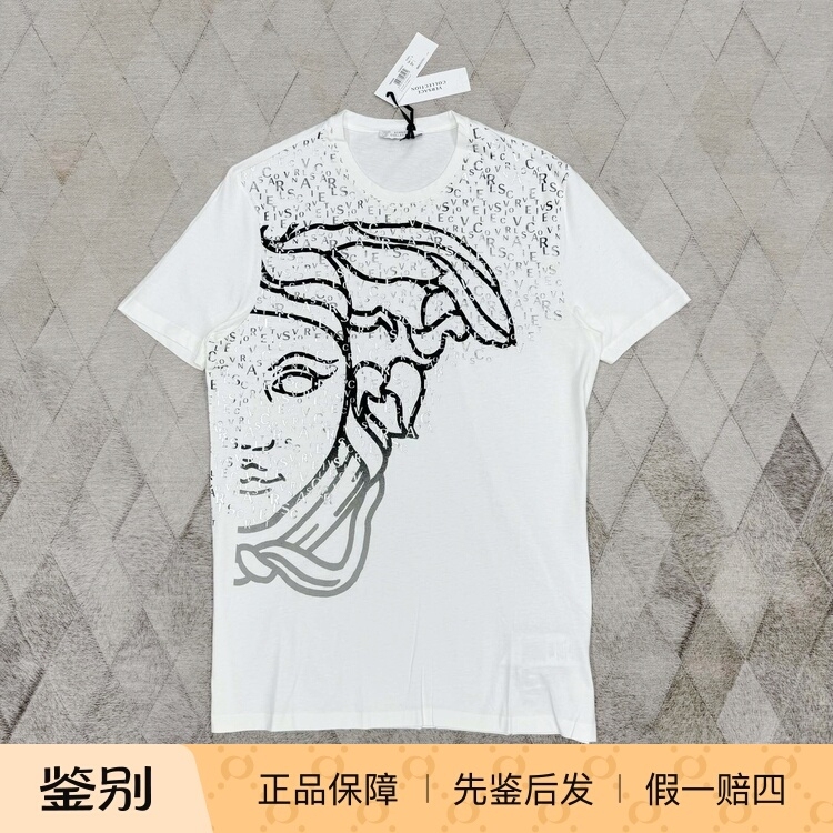 Versace Versace Teresa Half-Face Men's Gold Foil Logo T-Shirt Printed Short-Sleeve T-Shirt Fashionable and Versatile Versace Versace Teresa Half-Face Men's Gold Foil Logo T-Shirt Printed Short-Sleeve T-Shirt Fashionable and Versatile