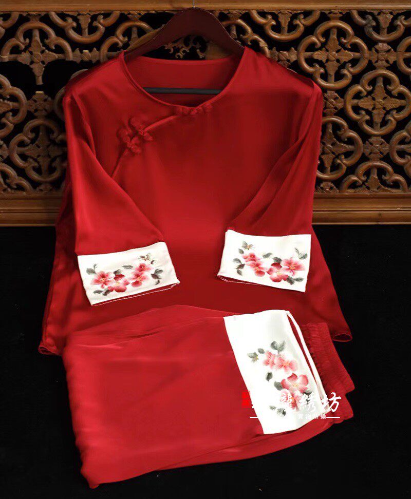 Embroidery true silk pyjamas suit women's spring and autumn retro ancient Chinese wind silk loose long sleeve stay-at-home clothes for the summer maiden