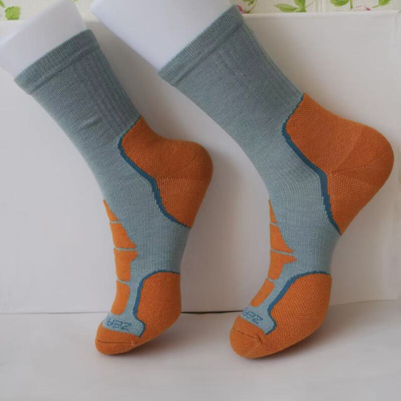 Merino Wool75% Outdoor Warm and Breathable Merino Wool Blended Hiking Socks for Men and Women, Climbing Socks Merino Wool75% Outdoor Warm and Breathable Merino Wool Blended Hiking Socks for Men and Women, Climbing Socks