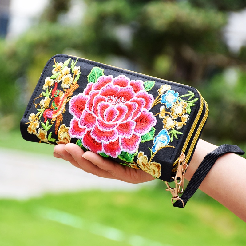 Yunnan Ethnic Style Large-Capacity Women's Bag, Retro Double Zipper Embroidered Floral Wallet, Women's Clutch Bag Yunnan Ethnic Style Large-Capacity Women's Bag, Retro Double Zipper Embroidered Floral Wallet, Women's Clutch Bag