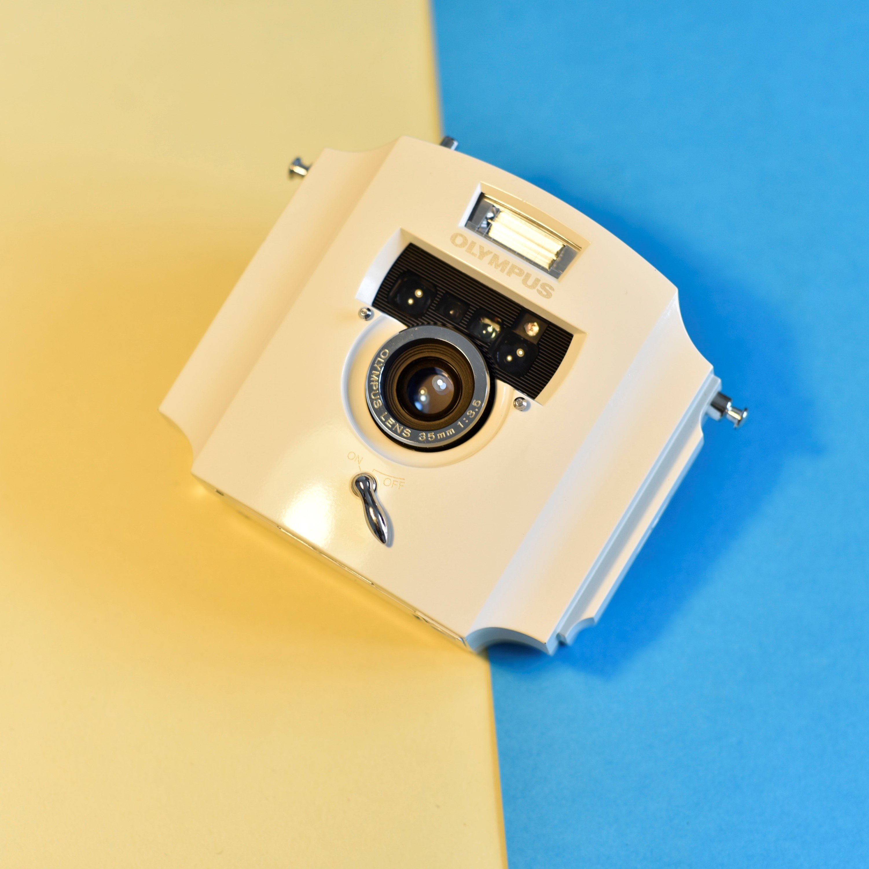 Olympus Olympus Ecru small white machine fool film machine