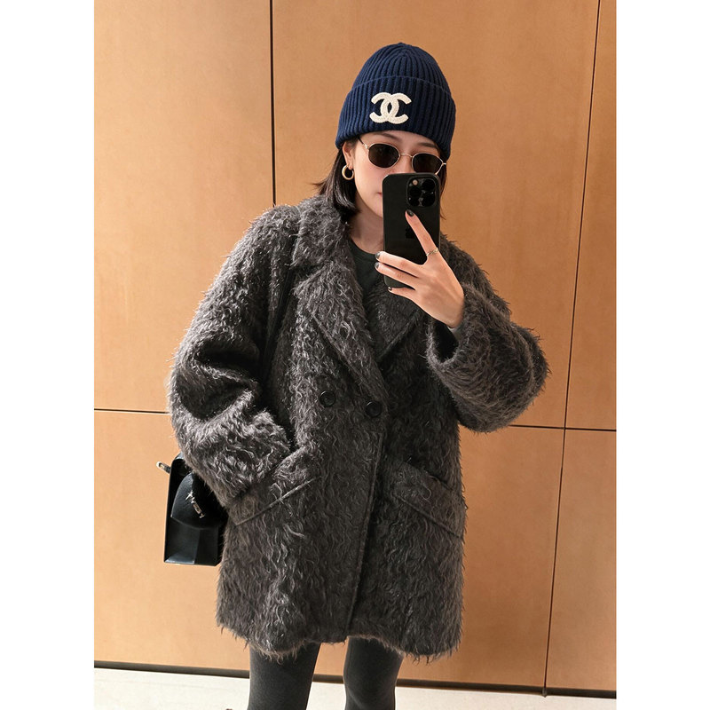 Geshi Autumn/Winter 2026 New Short Mohair Wool Coat for Women with Suit Collar, Loose Fit, Slimming Jacket