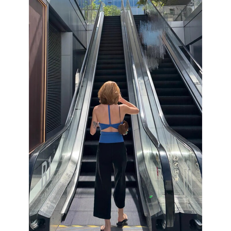 Ajin T-Shaped Sports Vest with Open Back, Slimming and Figure-Flattering, Square Neck, Sweat-Absorbent, Breathable, Quick-Drying