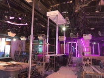 Bar electric lifting hanger DJ station 4-pole electric hanger nightclub KTV disc player performing arts lifting bracket customization