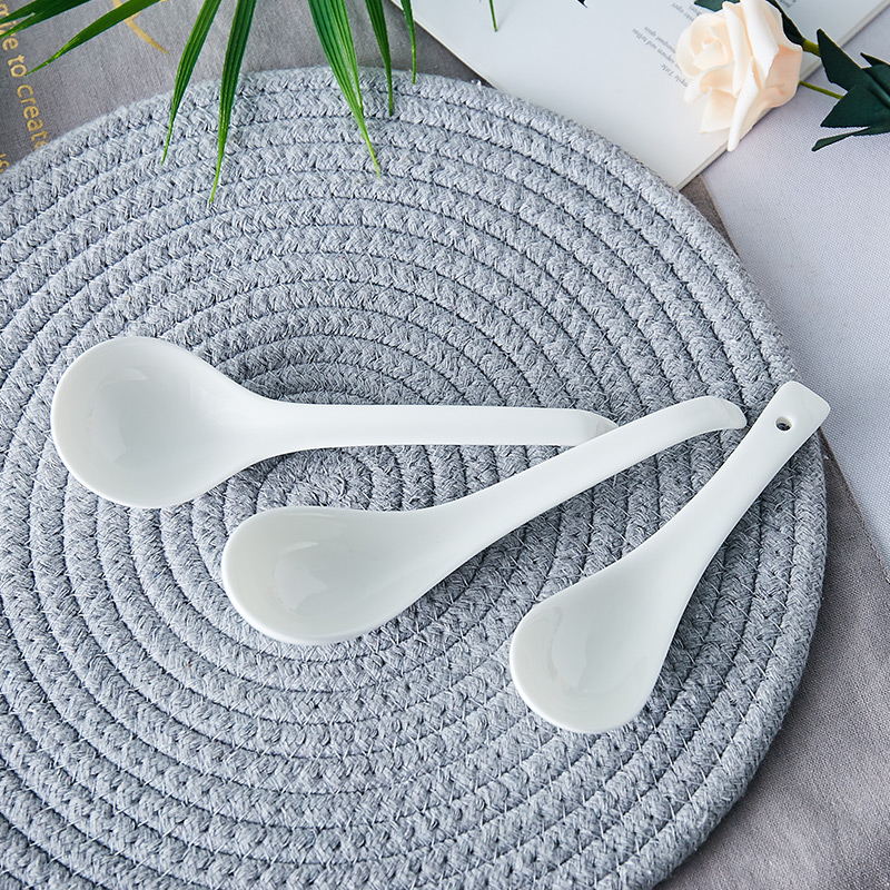 Jingdezhen fine Korean pure white ipads porcelain run son home small spoon, spoon, creative ceramic dinner spoon, spoon