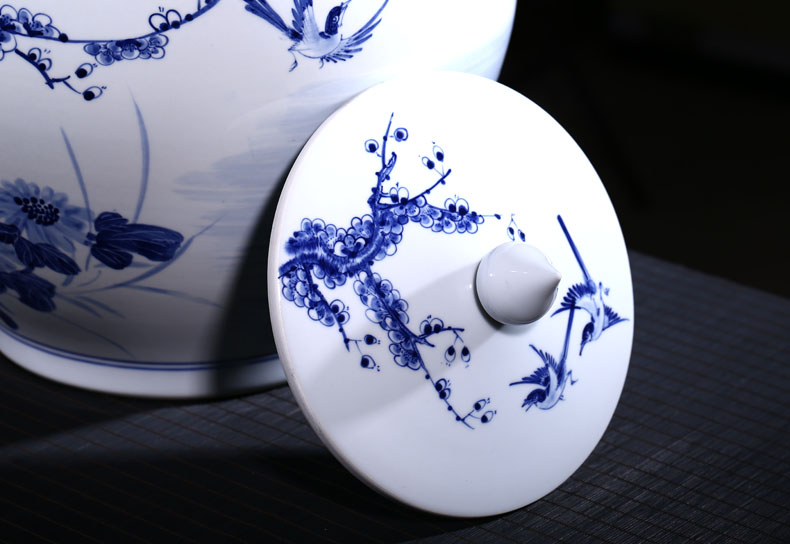 Jingdezhen ceramic barrel ricer box storage tank hand under glaze blue and white color tea cylinder adornment ornament porcelain jars