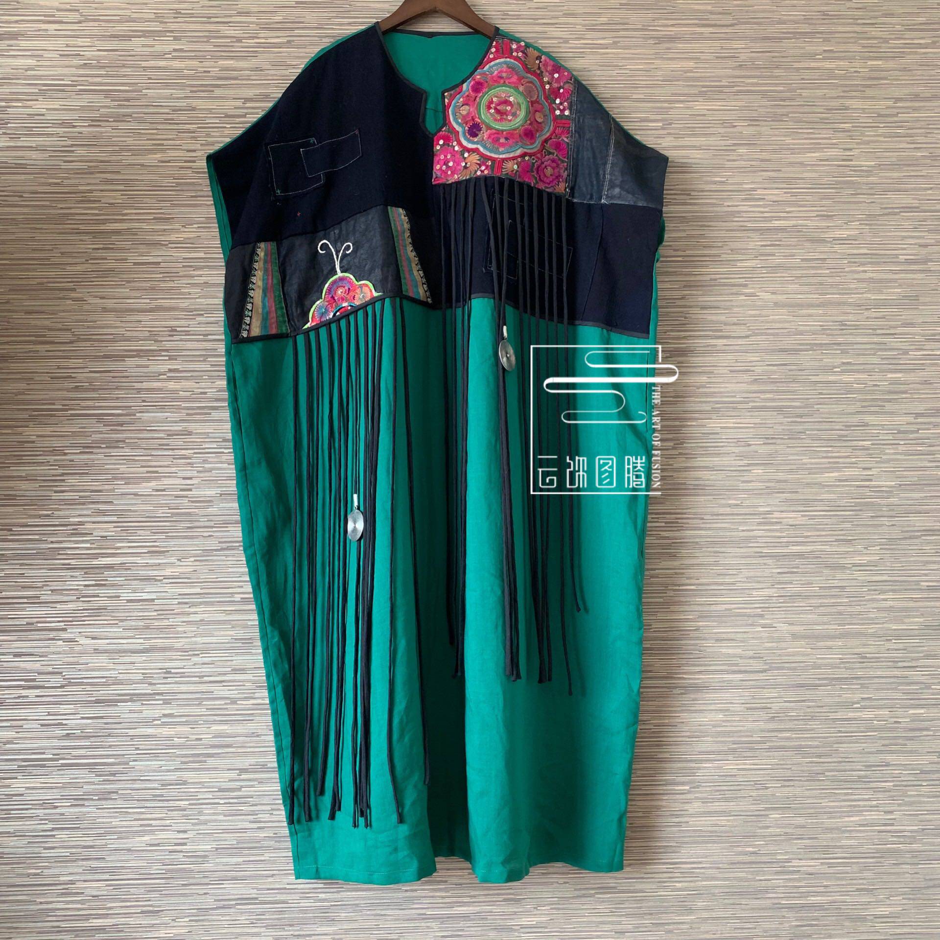 Cloud Accessories Totem Original Design Women's Clothing Spring And Summer Money old embroidered Miao embroidered with Chinese improved foreign installation