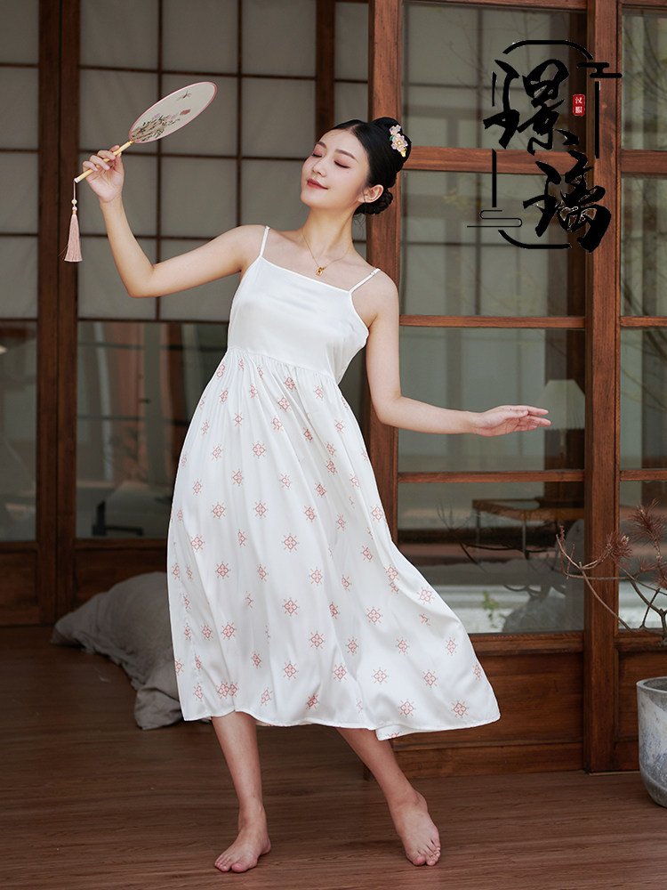 Jingli original national style Baoxianghua improved Hanfu Chinese style nightdress thin section imitation silk pajamas spring and summer female loose