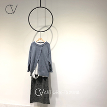 Simple womens clothing store wall hanging wall clothing rack side hanging clothing store clothing display rack hanging display hanger