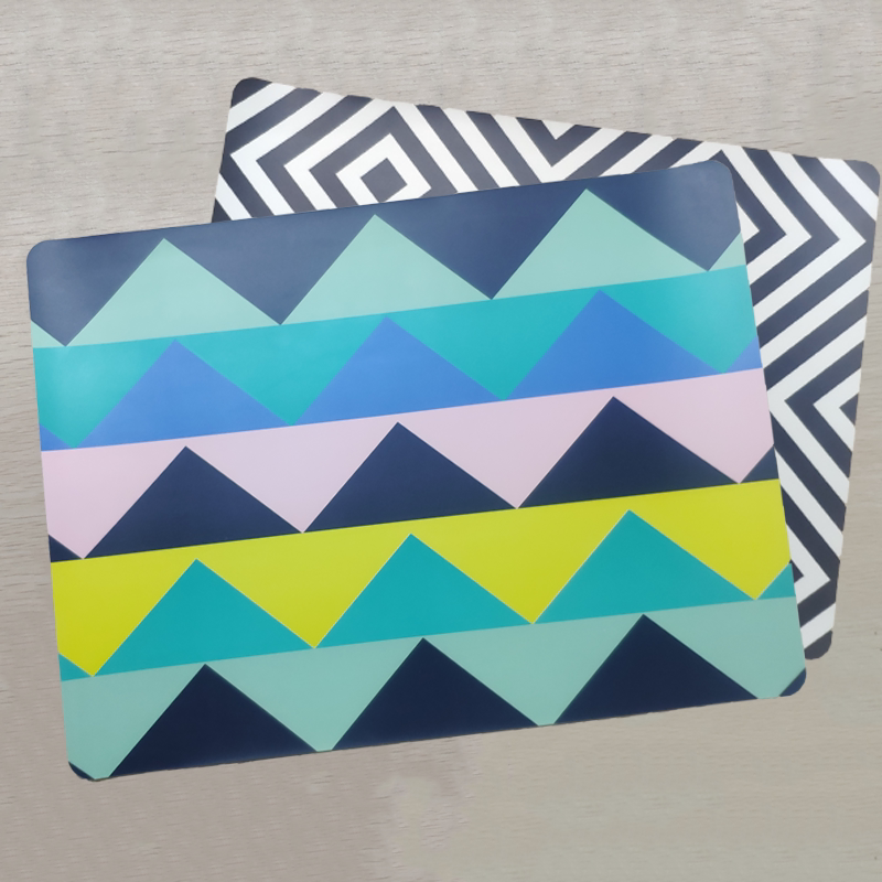 The Hep Pet Colorful Dining Mat