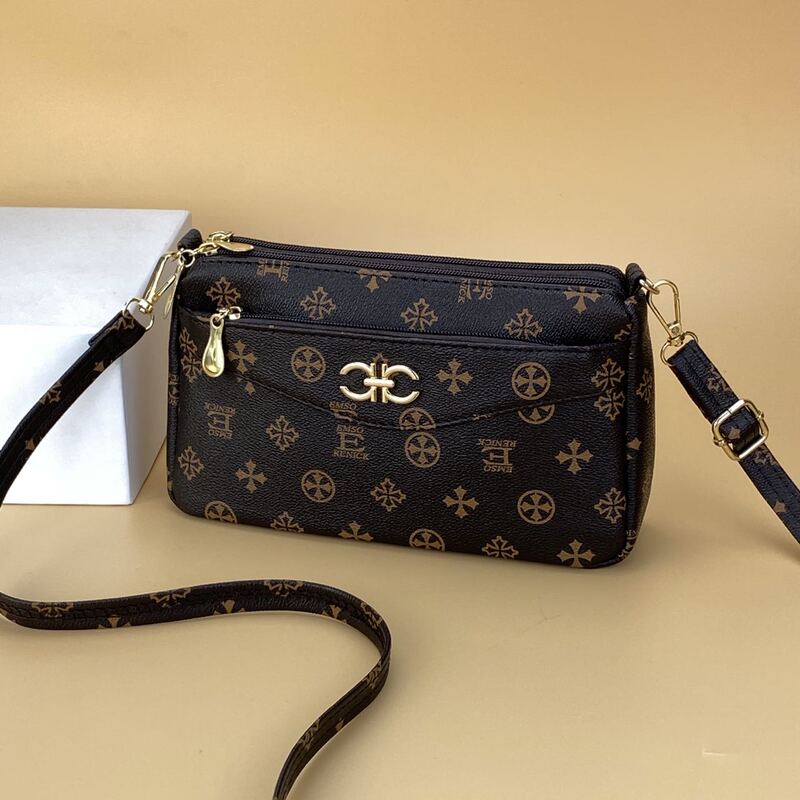 Mobile Phone Bag for Women, Crossbody, 2026 New Summer Model, Soft Leather Small Bag for Middle-Aged Moms, Versatile, Lightweight Crossbody Bag for Mother-In-Law
