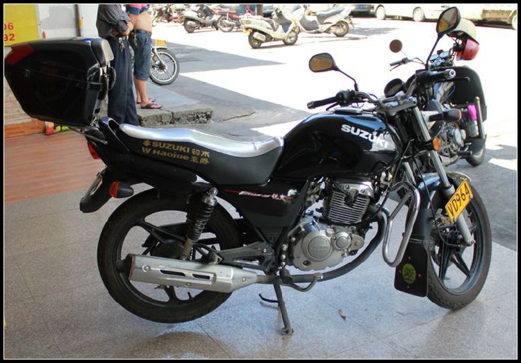 Áp dụng Wuyang-Honda CG125 Cưỡi xe máy Chống nước cách nhiệt chống trầy da Kem chống nắng Đệm da - Đệm xe máy da yên xe máy	