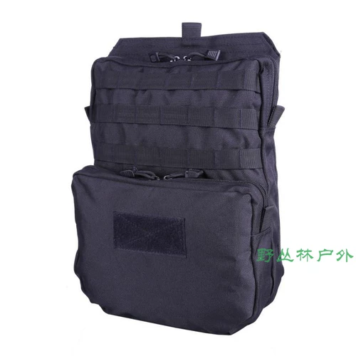 Тактический жилет, модульная сумка с аксессуарами, емкость для воды, снаряжение