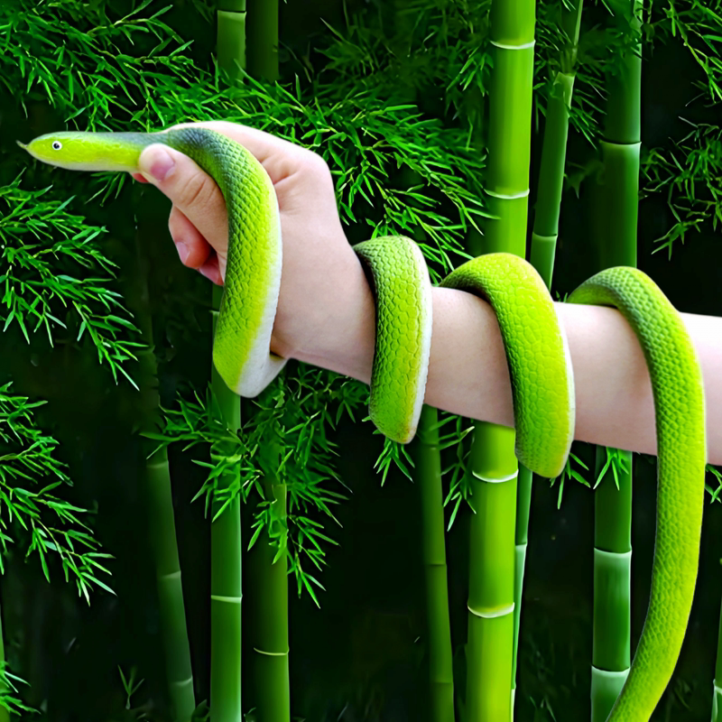 Soft Rubber Simulated Python Snake, Bamboo Leaf Green Snake, High-End Children's Toy, Film and Television Shooting Props, Large Elastic Animal Model