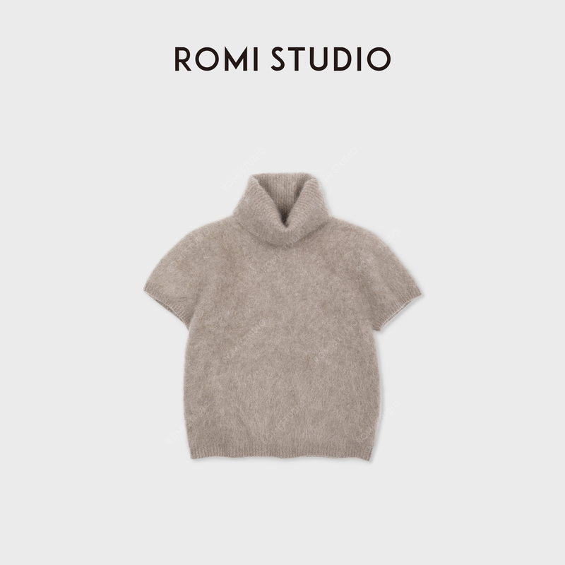 Romi Studio Simple Old Money Cashmere Wool Soft and Fluffy Half-High Collar Brushed Short-Sleeve Rwcwst7194 Romi Studio Simple Old Money Cashmere Wool Soft and Fluffy Half-High Collar Brushed Short-Sleeve Rwcwst7194