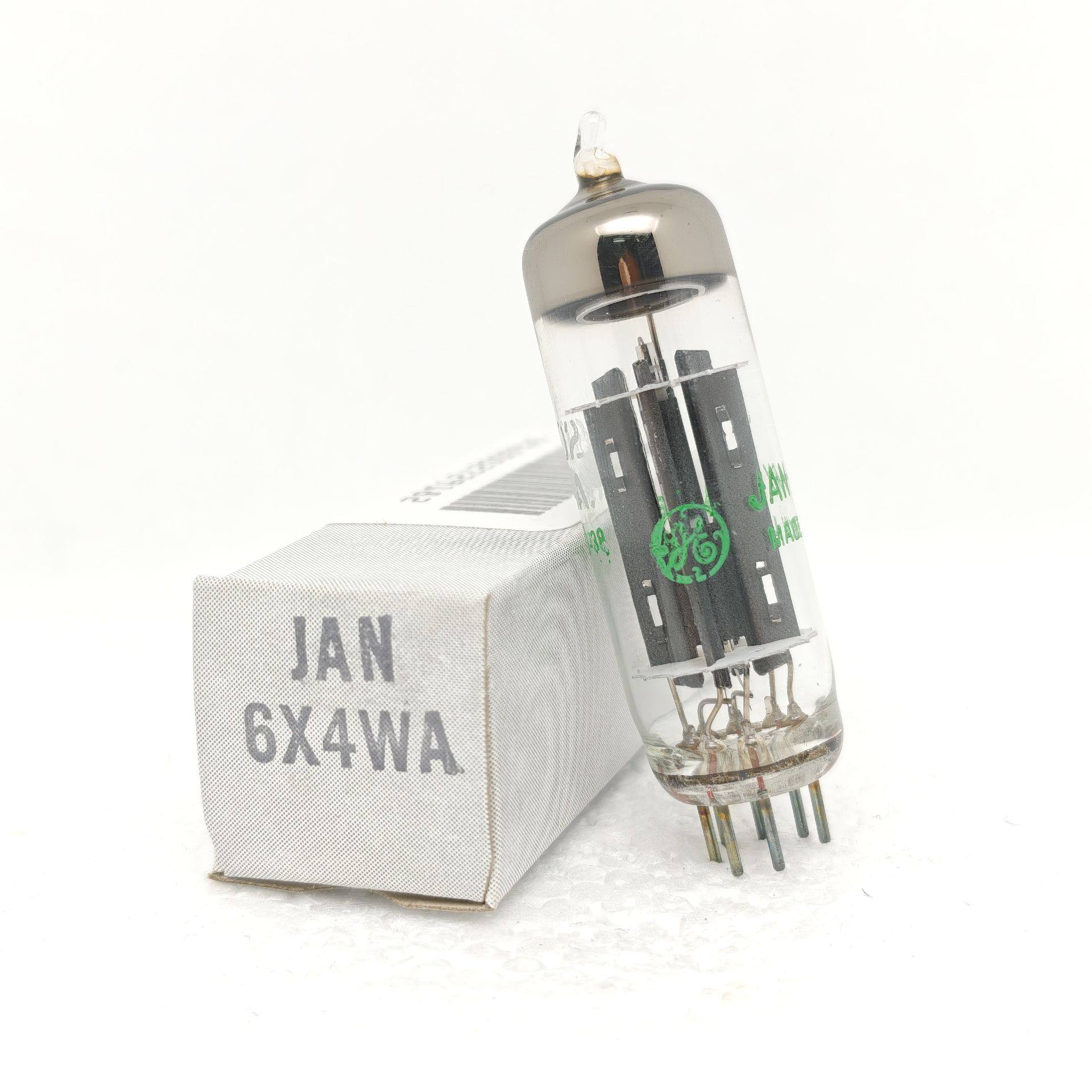 EZ90/CV4005/CV4001真空管の交換用として、新品の純正アメリカ製GE 6X4WA真空管です。