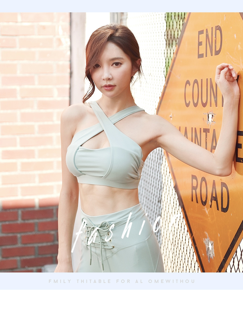 Mùa thu mới cường độ cao chạy bộ đồ lót thể thao chống sốc tập hợp các khuôn mẫu làm đẹp trở lại yoga tập thể dục áo ngực - Đồ lót thể thao áo khoác tập gym nữ