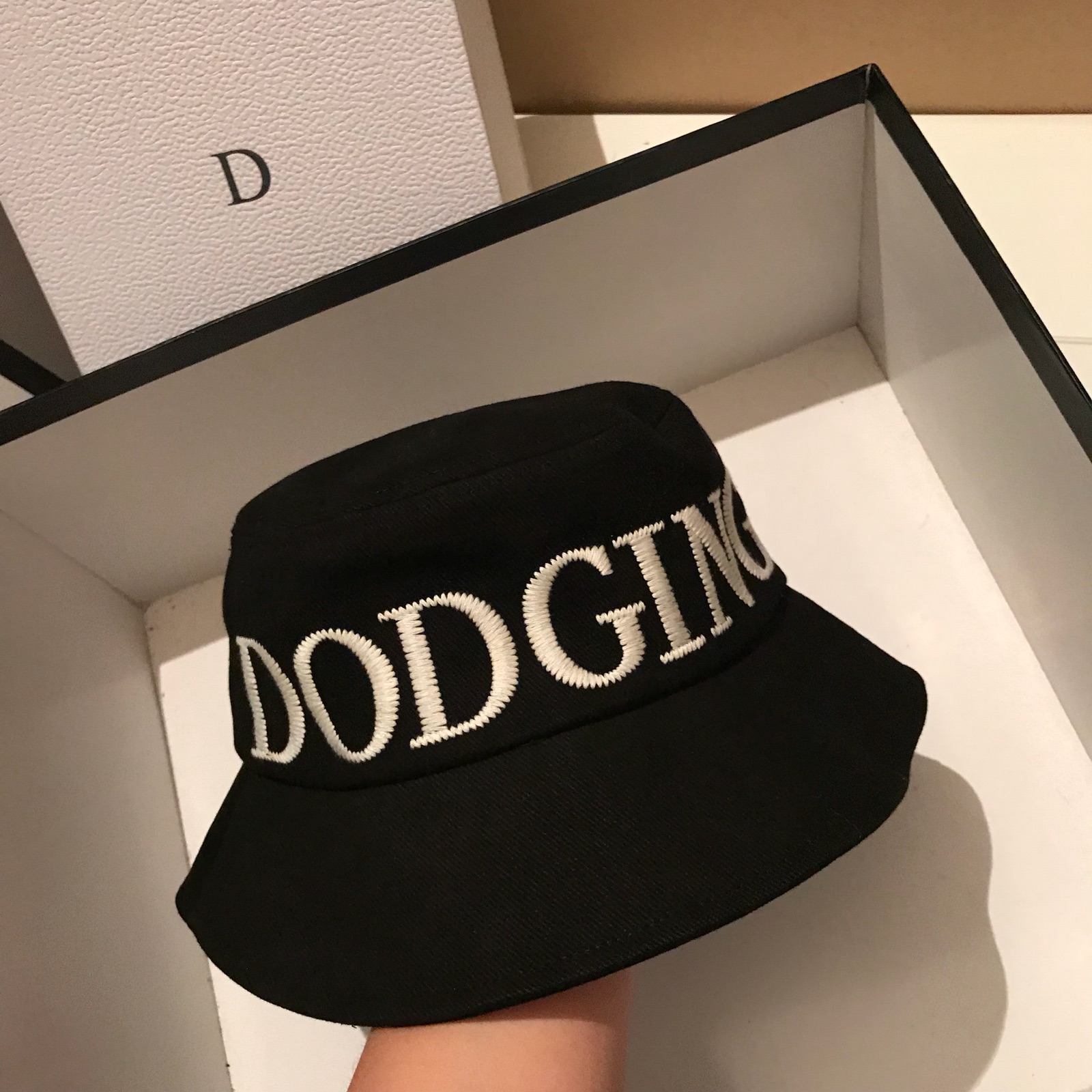 New fashionable letter fisherman hats for Japanese summer, versatile basin hats for men and women, sun hats, and casual hats detail image 13