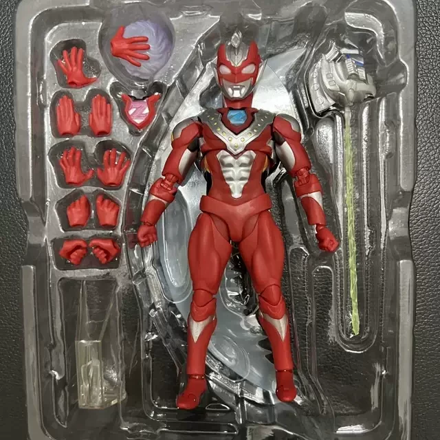 SHF Golzan Superman сражается с монстрами, сверхдревний Golzan подвижная модель фигурки игрушка