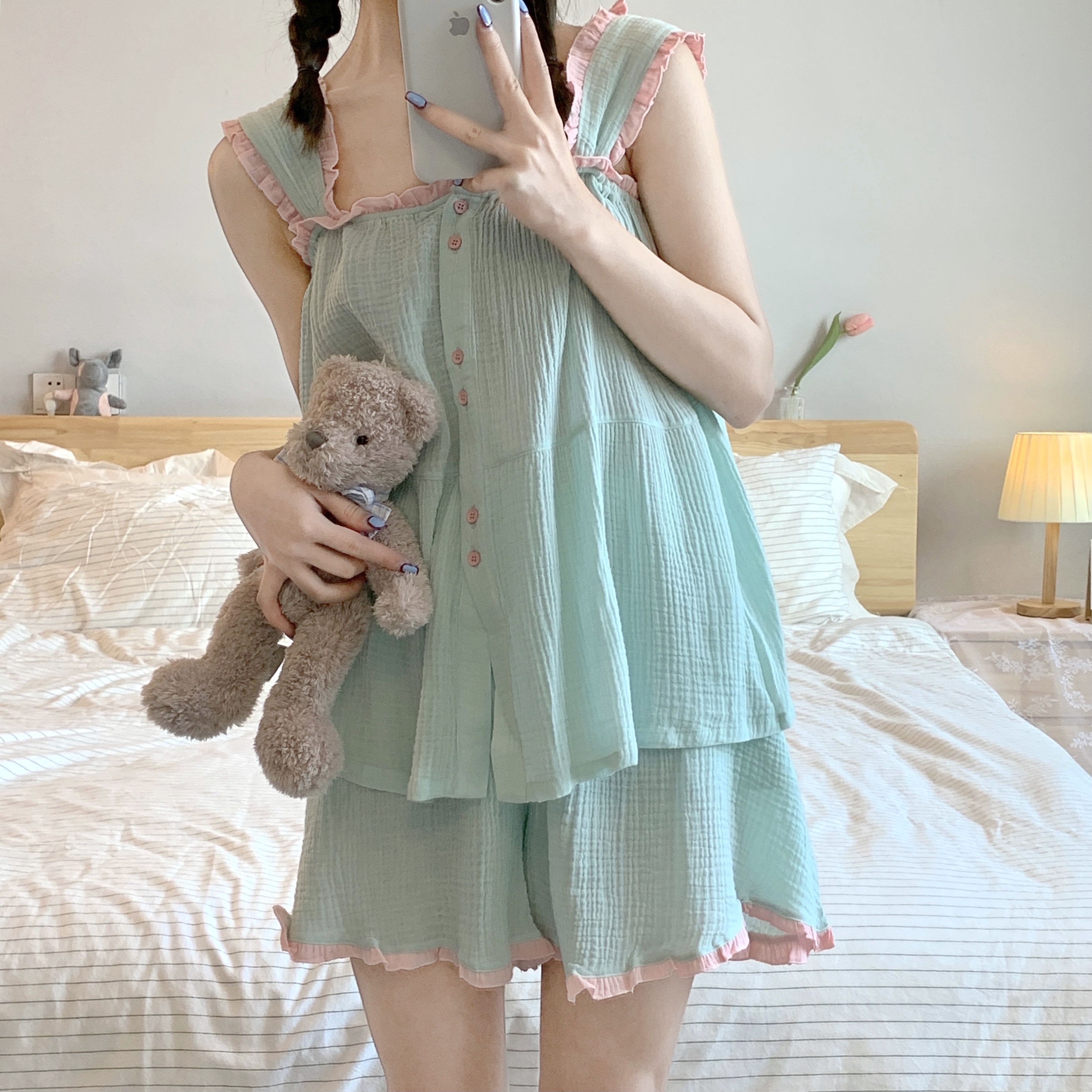 Mint Taste Sodas ~ Pajamas Woman Summer Sweetness Lotus Leaf Side Harness Shorts Two-style suit can be worn outside the home dress